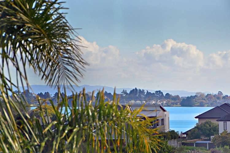 3 Pescara Point Karaka_15