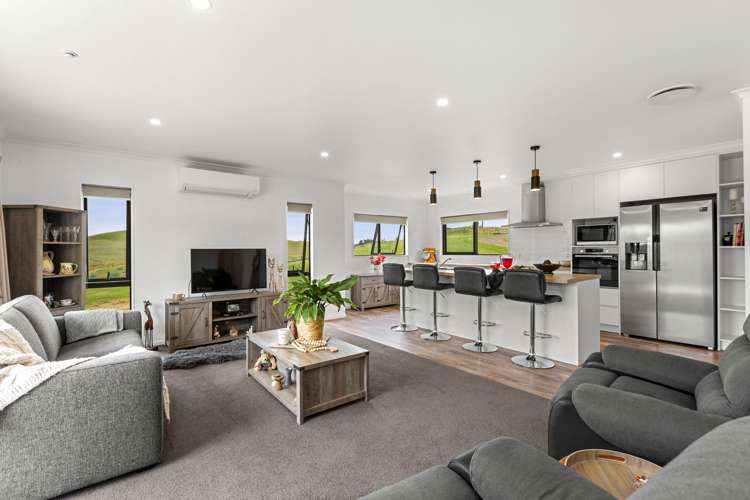 64 Ruapuke Road Raglan_13