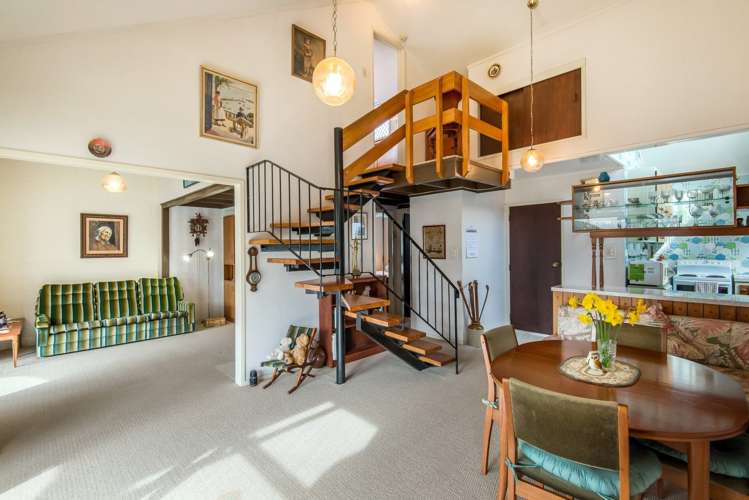 2a Sonnenberg Way Titirangi_1