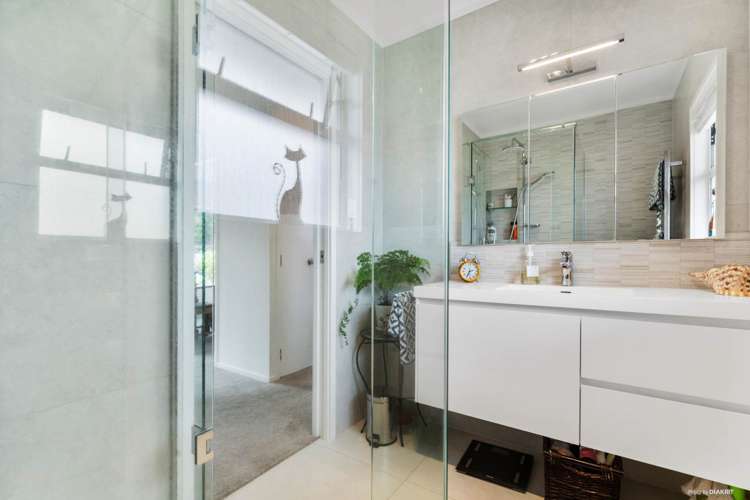 1/16 Northumberland Avenue Belmont_13