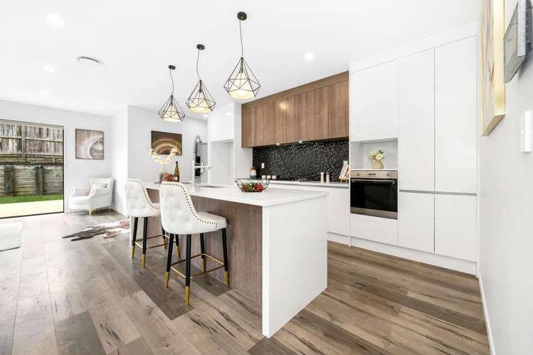 26 Lisnoble Road Flat Bush_2