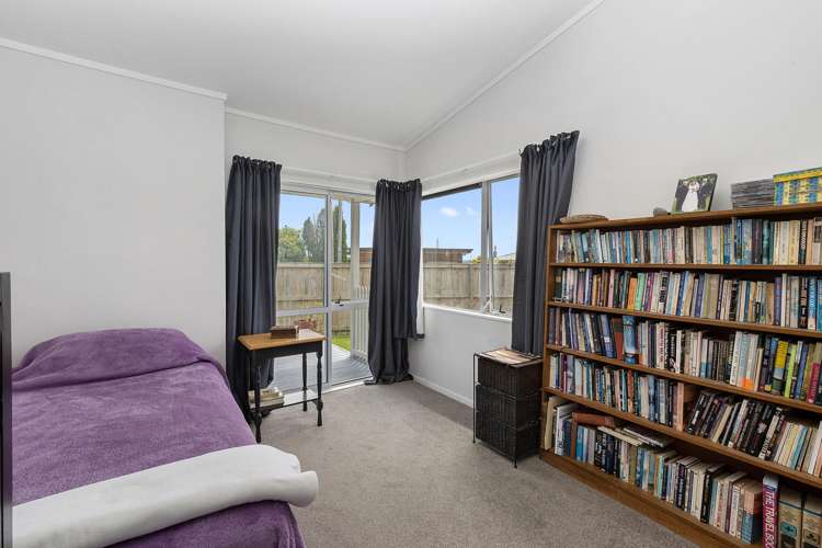 97a Tiroroa Avenue Te Atatu South_6
