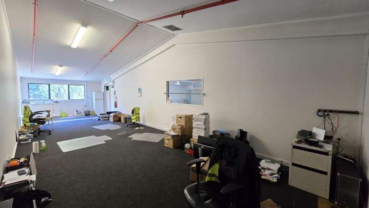 Tenancy 7/130 Maleme Street Greerton_5