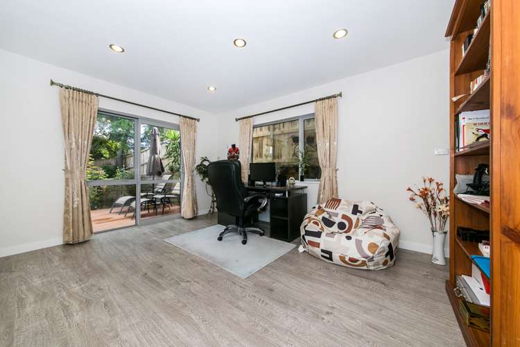 29a Woodcote Drive Glenfield_15