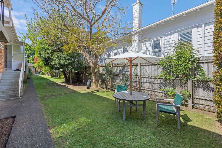 1/11 Peary Road Mount Eden_17