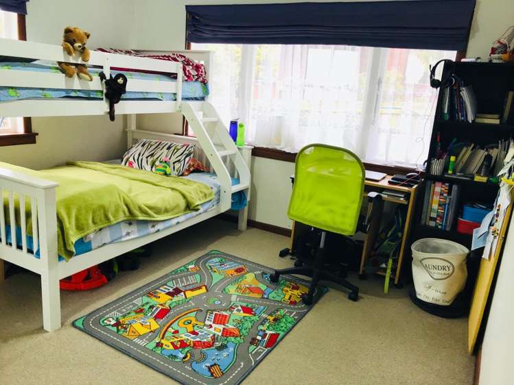 8 Golf Road New Lynn_14