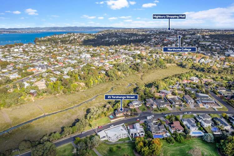21 Tarahanga Street Northcote_26