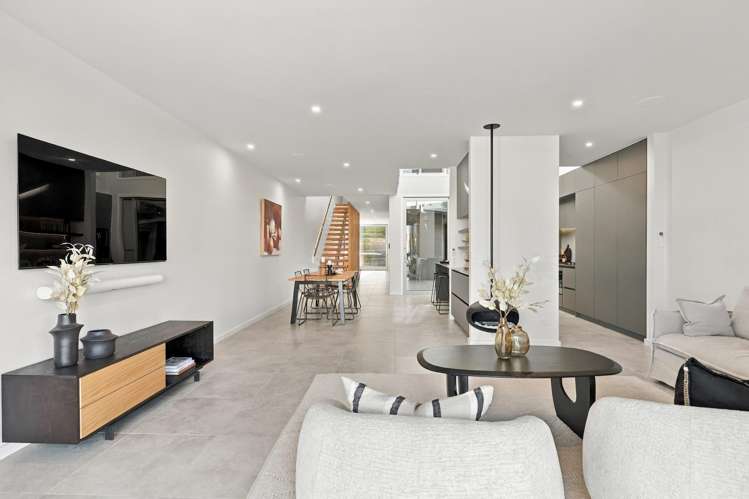 579A Laurie Southwick Parade Gulf Harbour_7