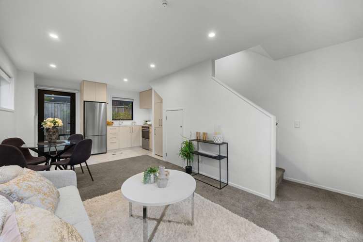 4/14 Wilsher Crescent Henderson_4