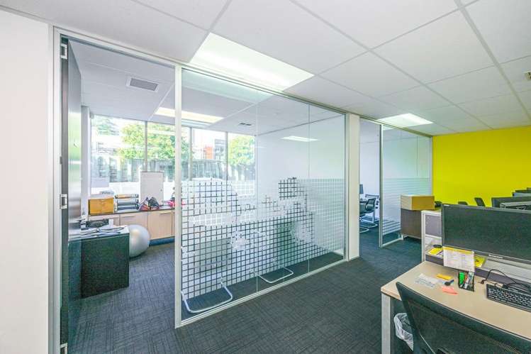2/527B Rosebank Road Avondale_6