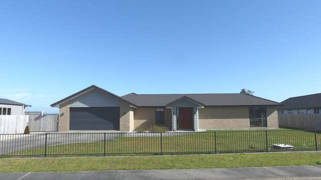 13 Racecourse Terrace Rise Hokitika_4