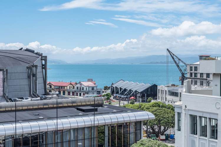 24/32 Cuba Street Te Aro_9