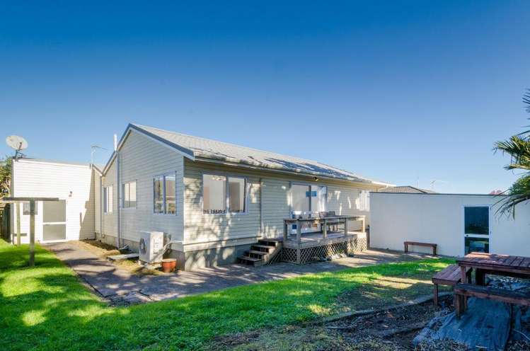 204b Edmonton Road Te Atatu South_12