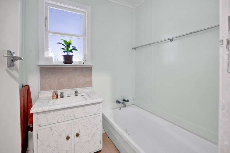 30 Leicester Street Patea_23