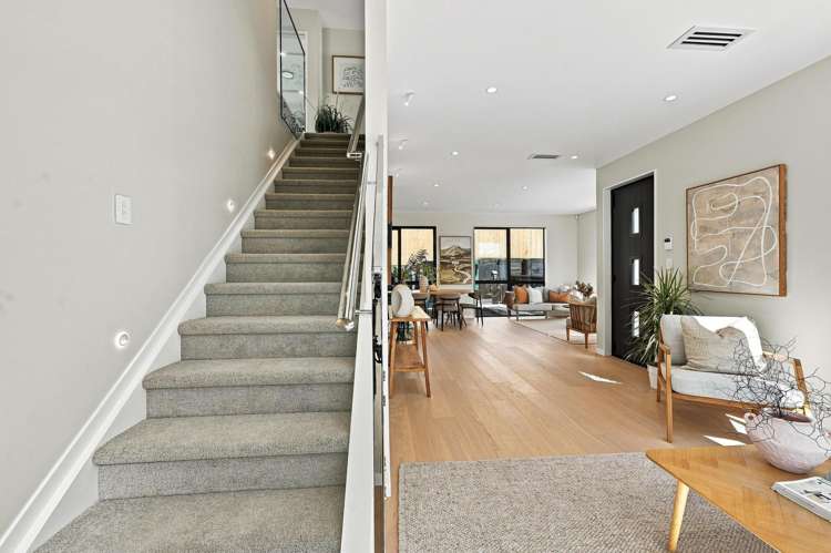 17D Rock Isle Road Torbay_33