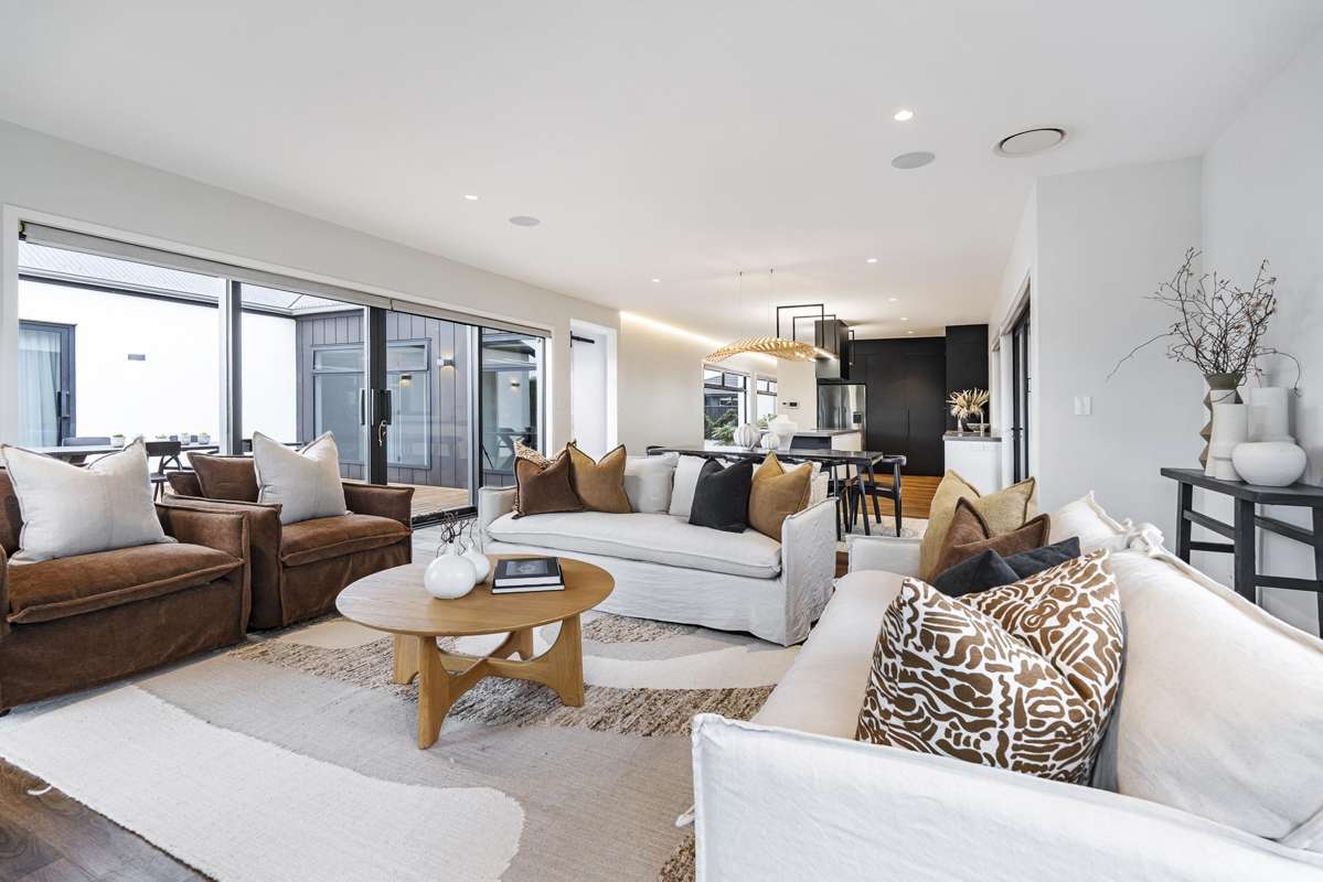 28 Honeyfield Drive_2