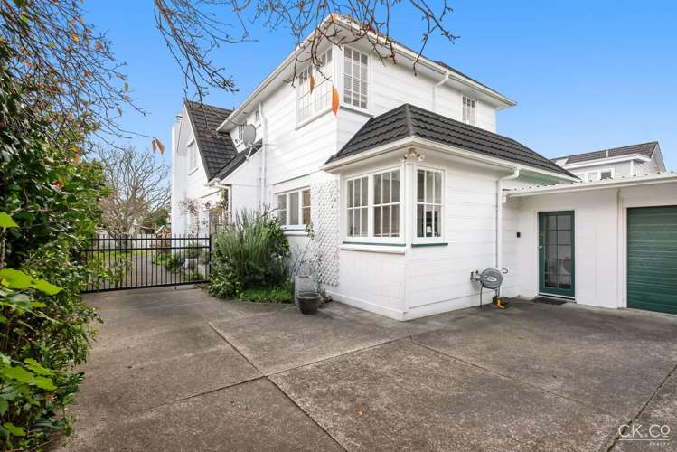 17 Chilton Grove Lower Hutt_26