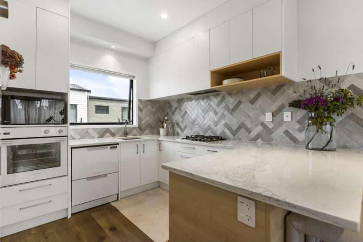 2/3 Ballin Street Ellerslie_5