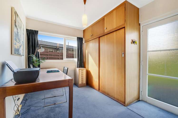 8 Fielding Crescent Farm Cove_16