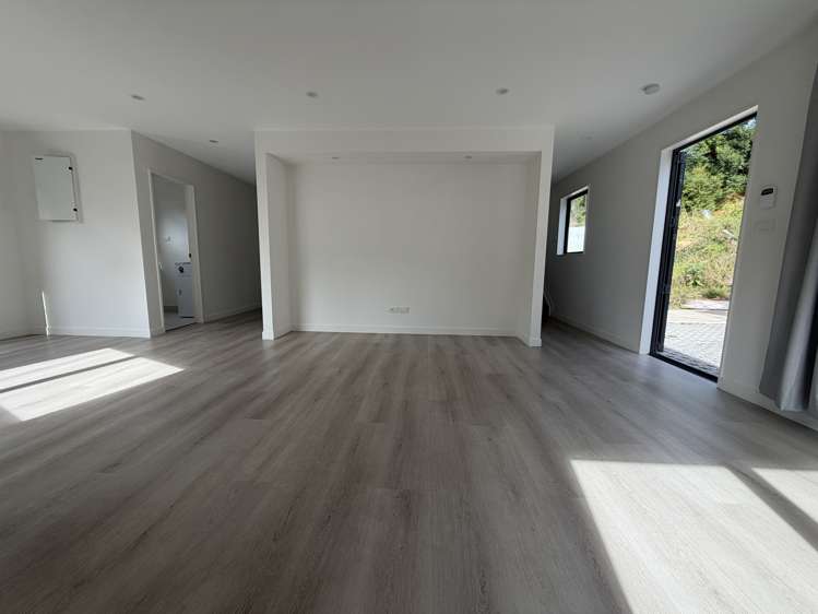 74 Tiri Tiri Road Birkdale_3