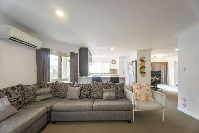 9 Burleigh Place Rototuna_2