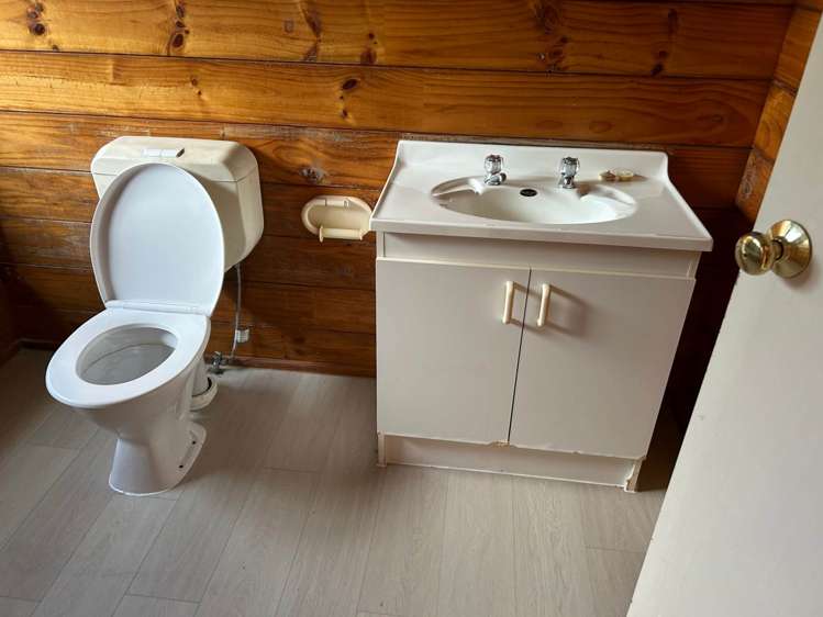 2/116 Porchester Road Papakura_5