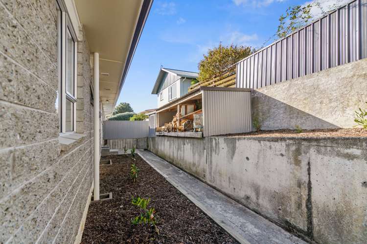 5b Middlebank Drive Richmond_12