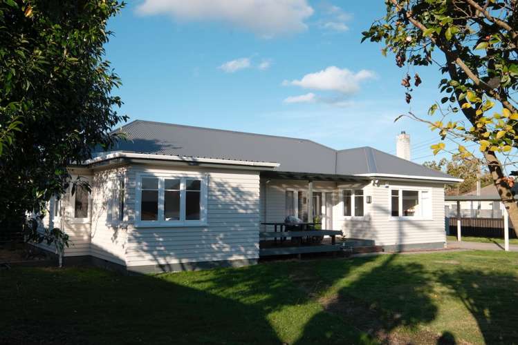 248 Fox Street Hamilton East_18