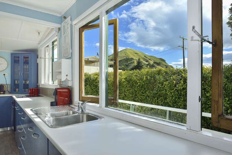 4 Tarakihi Crescent Mahia_7
