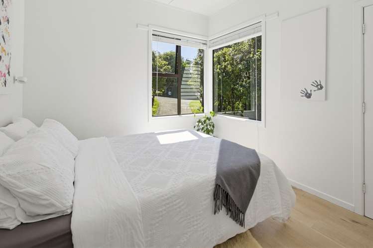 53 Tarawera Road Johnsonville_15