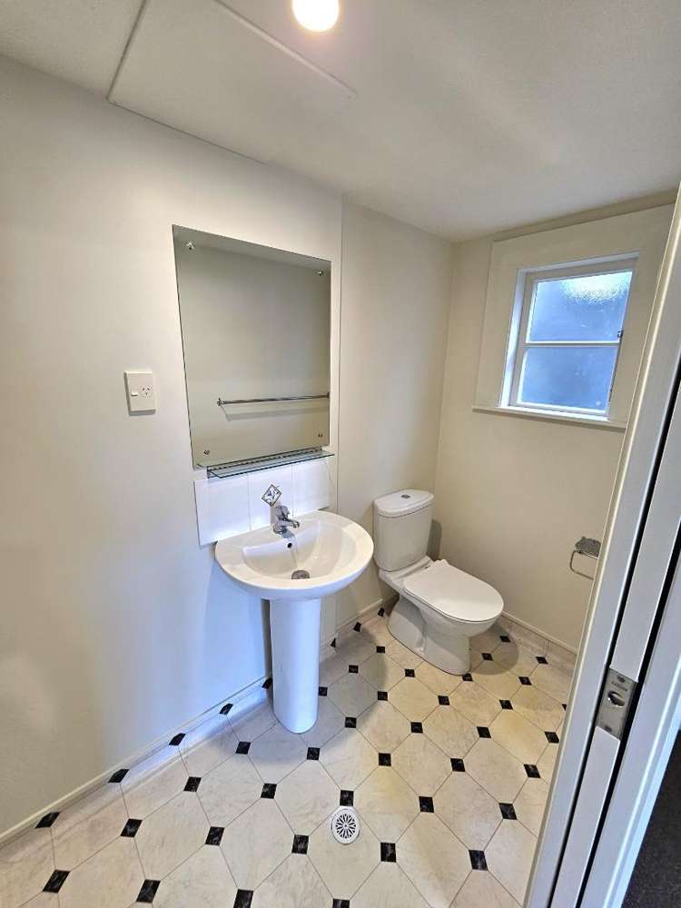 512 Devon Street East 2608_15