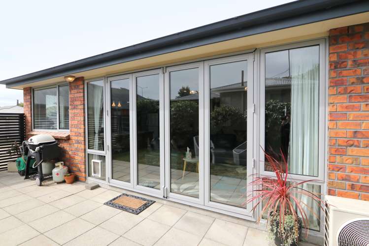 387 Herbert Street Windsor_23