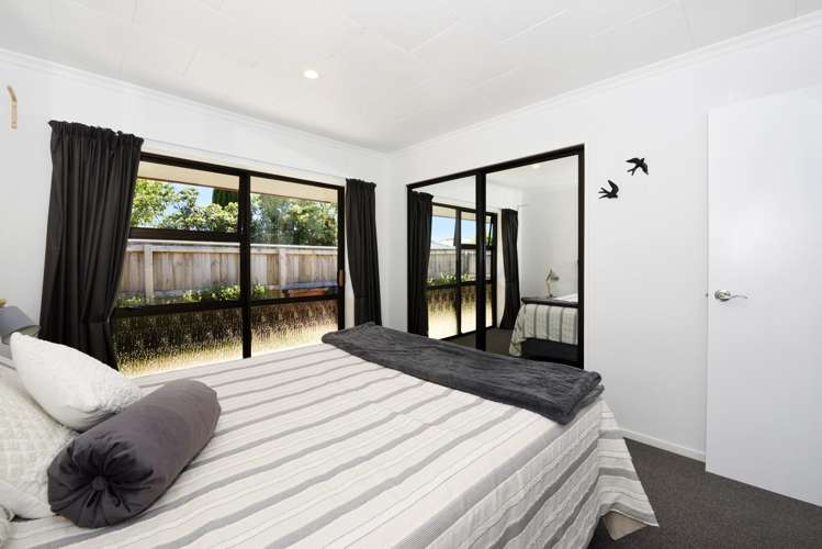 24 Starveall Street Brightwater_11