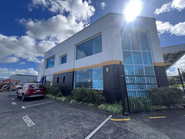 Tidy Refurbished Mount Wellington Office