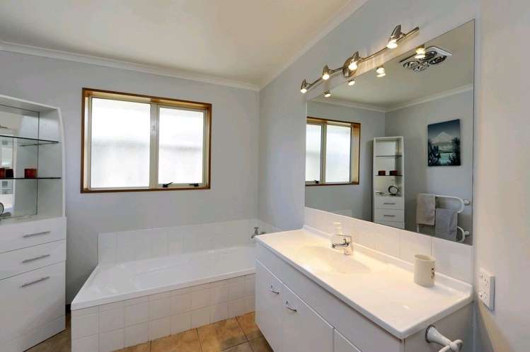 4 Romano Way The Wood_11