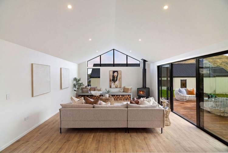 5 Rowe Drive, Hanley's Farm Jacks Point_15