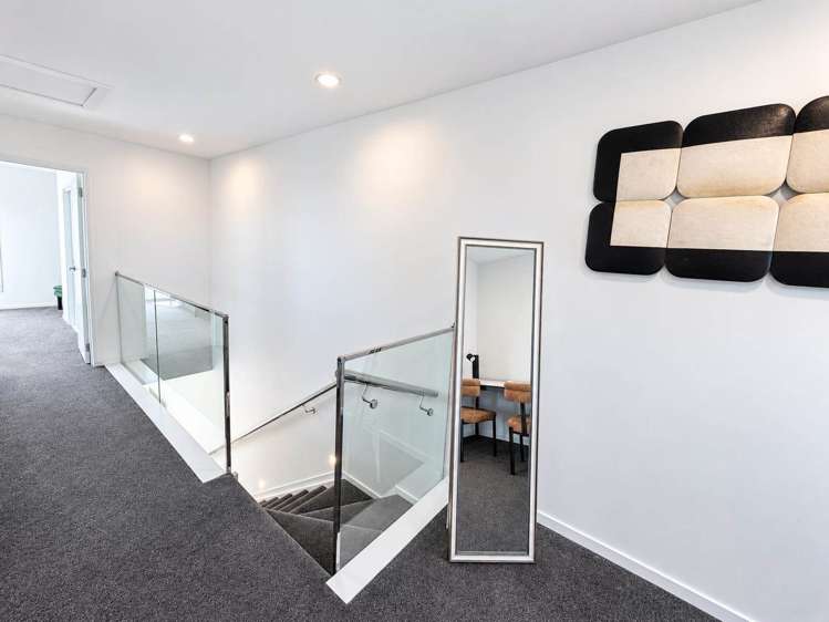 2 Papa Takaro Lane Flat Bush_9