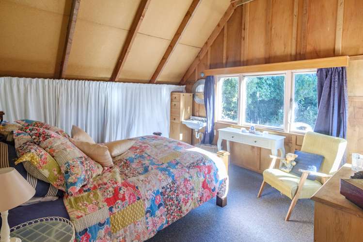 211 Blandswood Road Mesopotamia_6