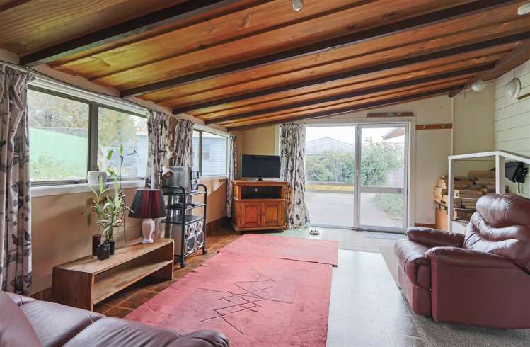 33 Kowhai Street Inglewood_15
