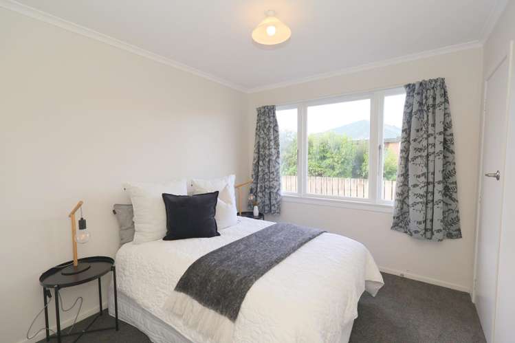 146 Edinburgh Crescent Waikiwi_16