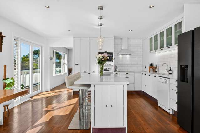 2/41 Hastings Road Mairangi Bay_3