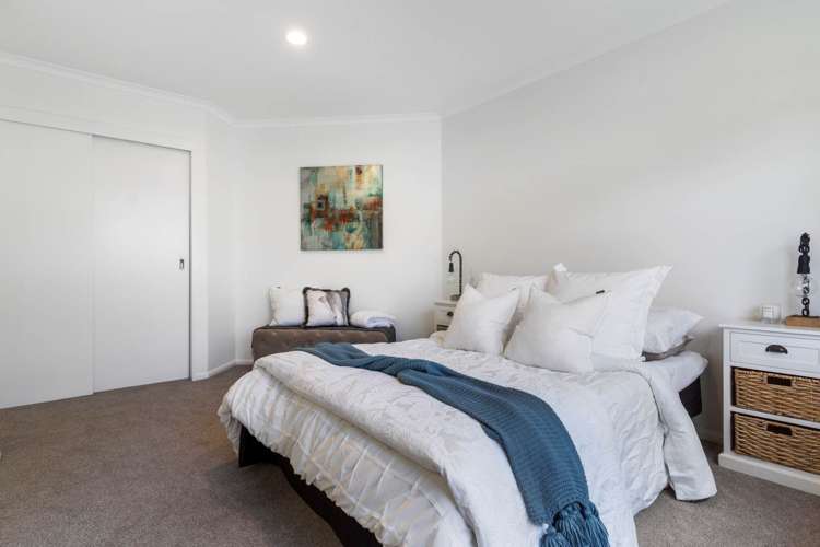 79 Elan Place Stanmore Bay_11