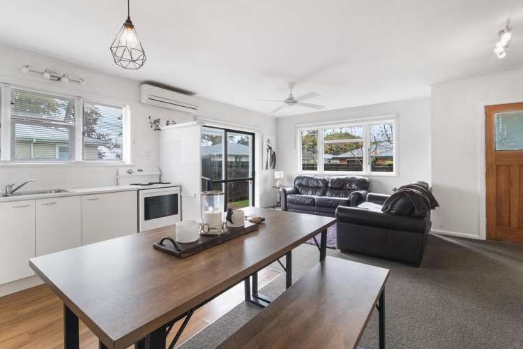 15b Bracken Street Leamington_5