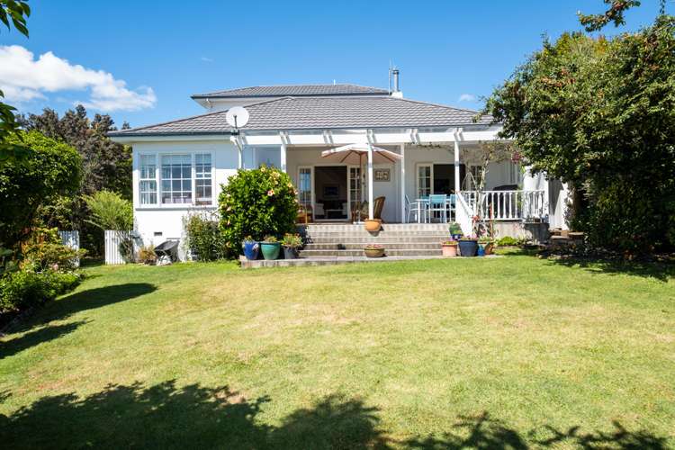 2 Emerald Hill Havelock North_0
