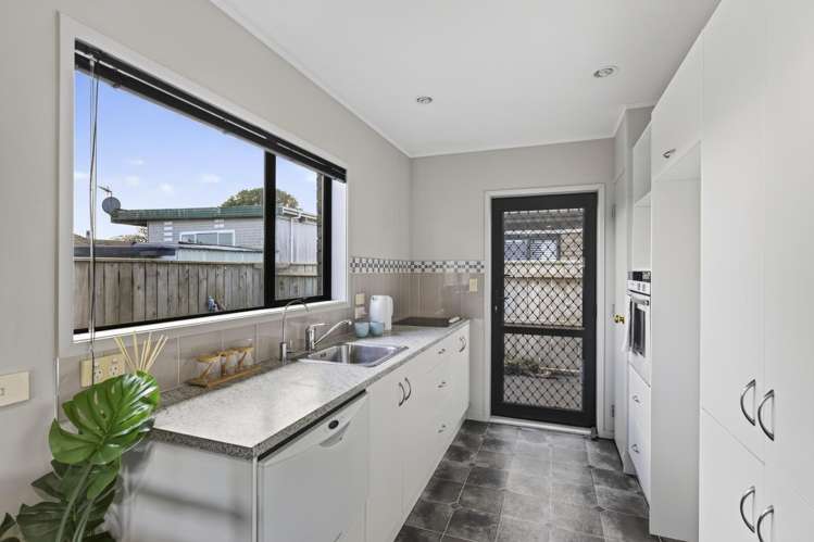 5/13 Cracroft Street Waitara_1