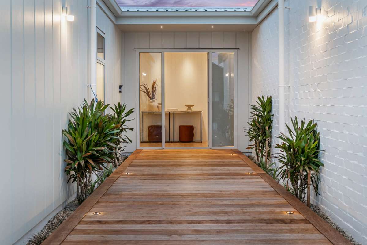 85 Parish Drive_1