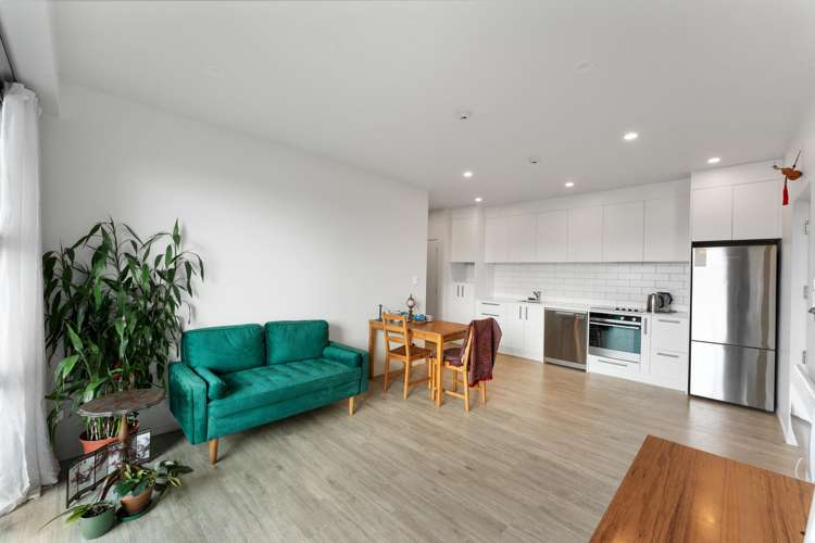 204/7c Hinaki Street Point England_5