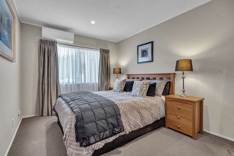 34 Stewart Gibson Place Manurewa_12