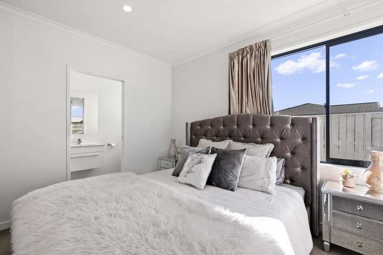 61 Goodwin Crescent Pyes Pa_12