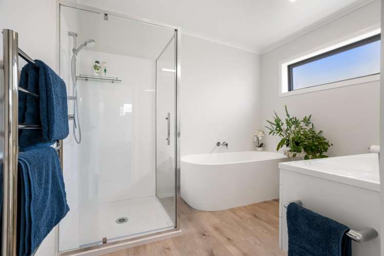 215A Ocean Road Whangamata_26